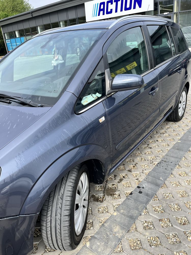 Opel Zafira 1.9 cdti