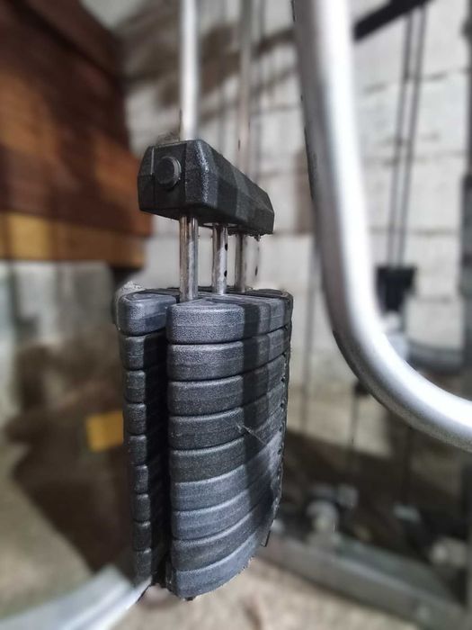 Estação de Musculação Profissional Newfit (Supino, Puxada, Perna)