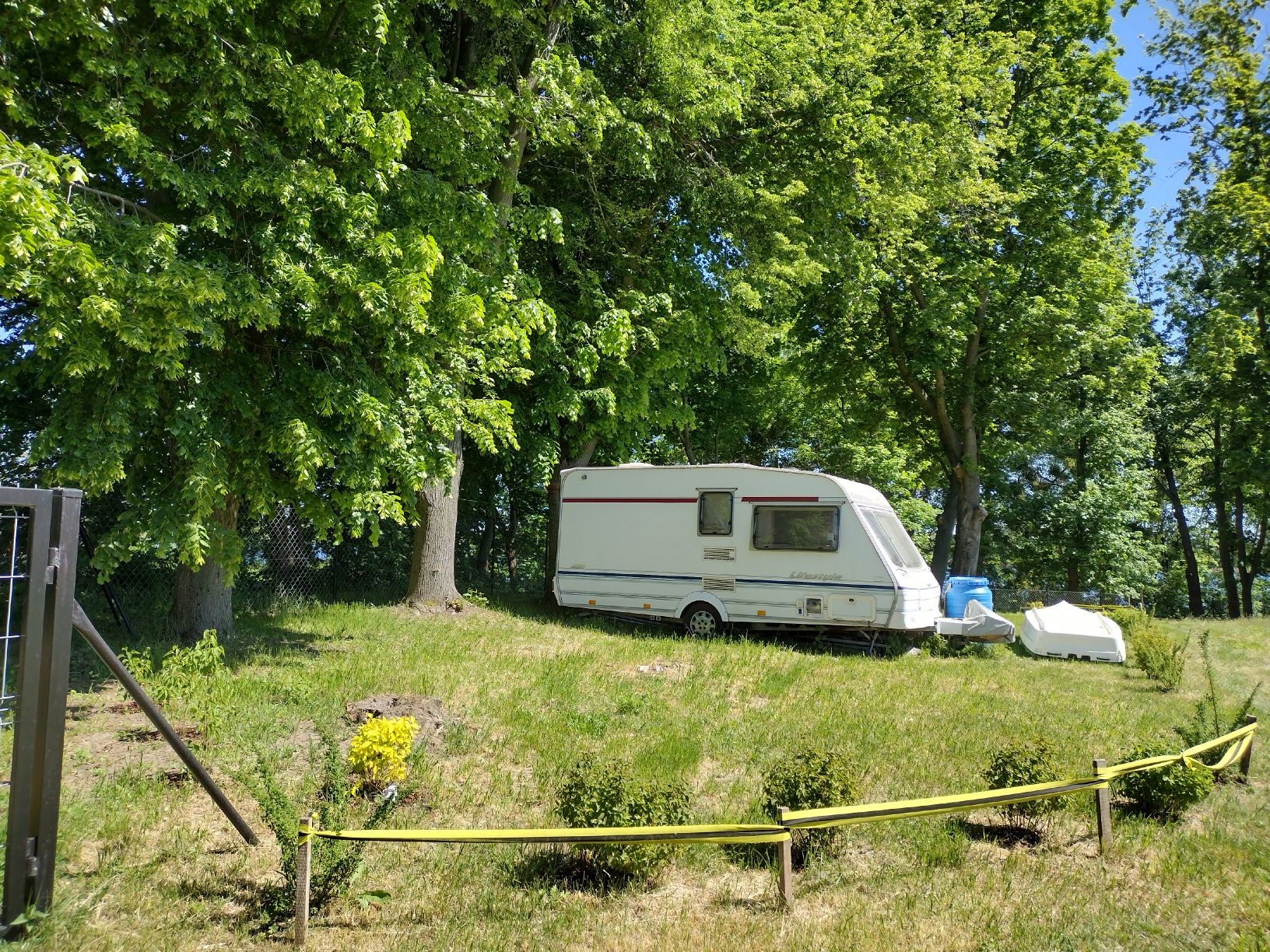 Działka rekreacyjna w Wąsoszu nad jeziorem.