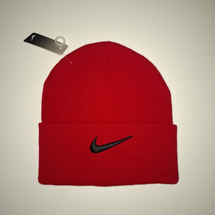 Зимова шапка Nike