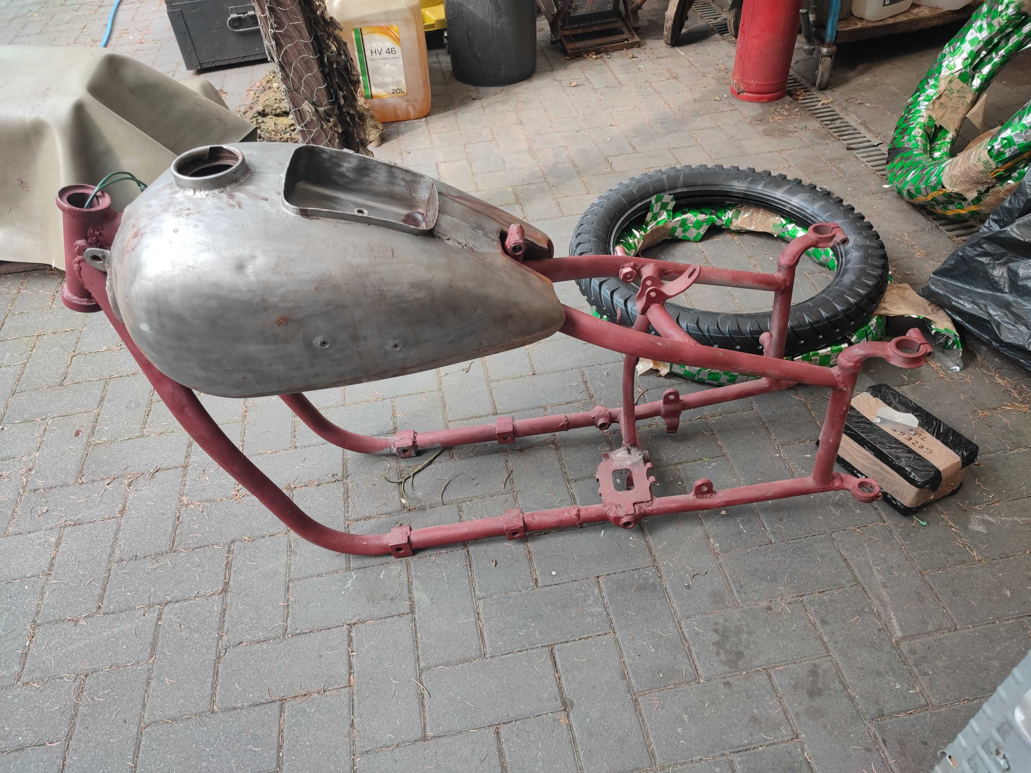 M72 rama K750 URAL