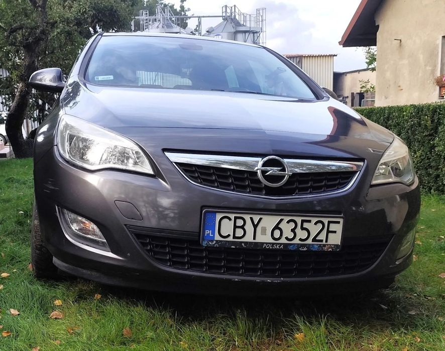 Opel Astra OPEL Astra J, 2010, 1,6, 115KM