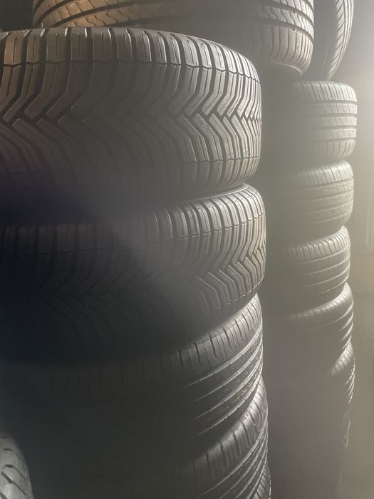 Pneus Michelin 215/55/17