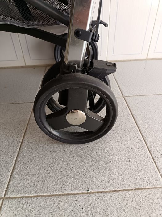 Carrinho de passeio da Chicco