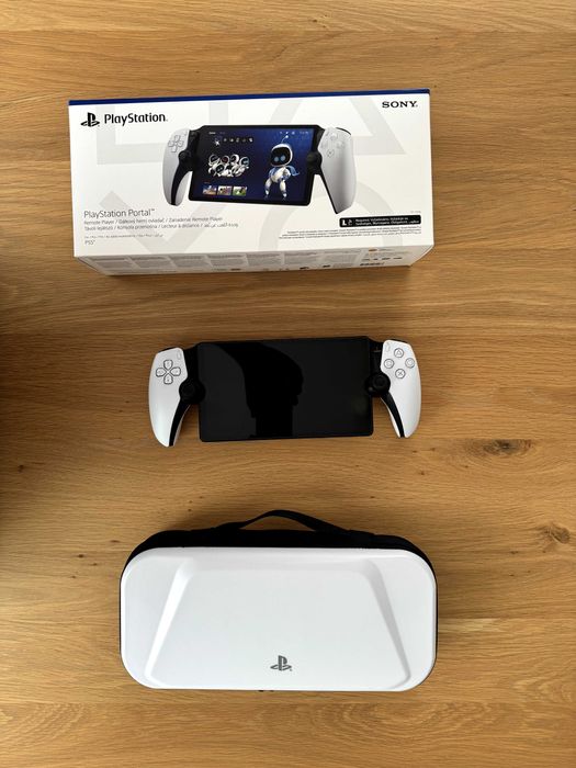 SONY Playstation Portal + Etui