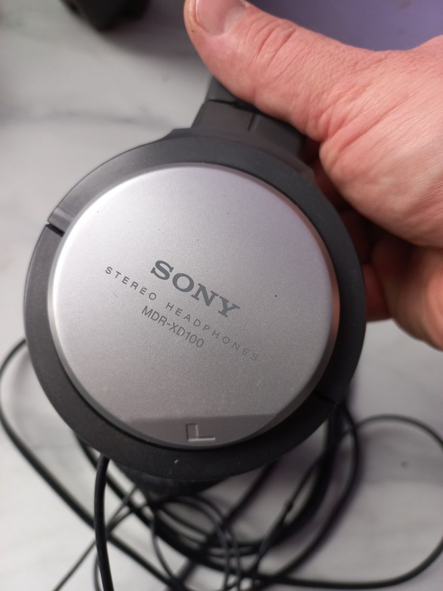 Наушники Sony MDR-XD100