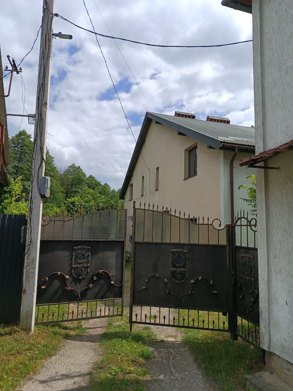 Продаж будинку біля лісу, Львів (Брюховичі) замарстинівська власник