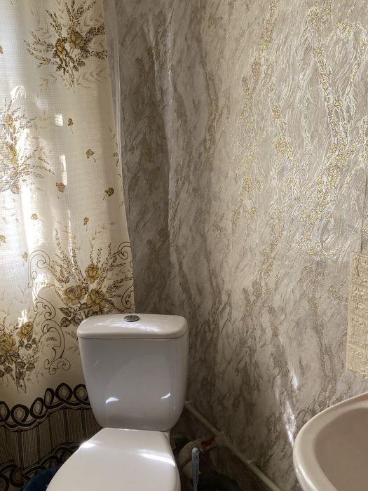 До вашоі уваги,продається будинок