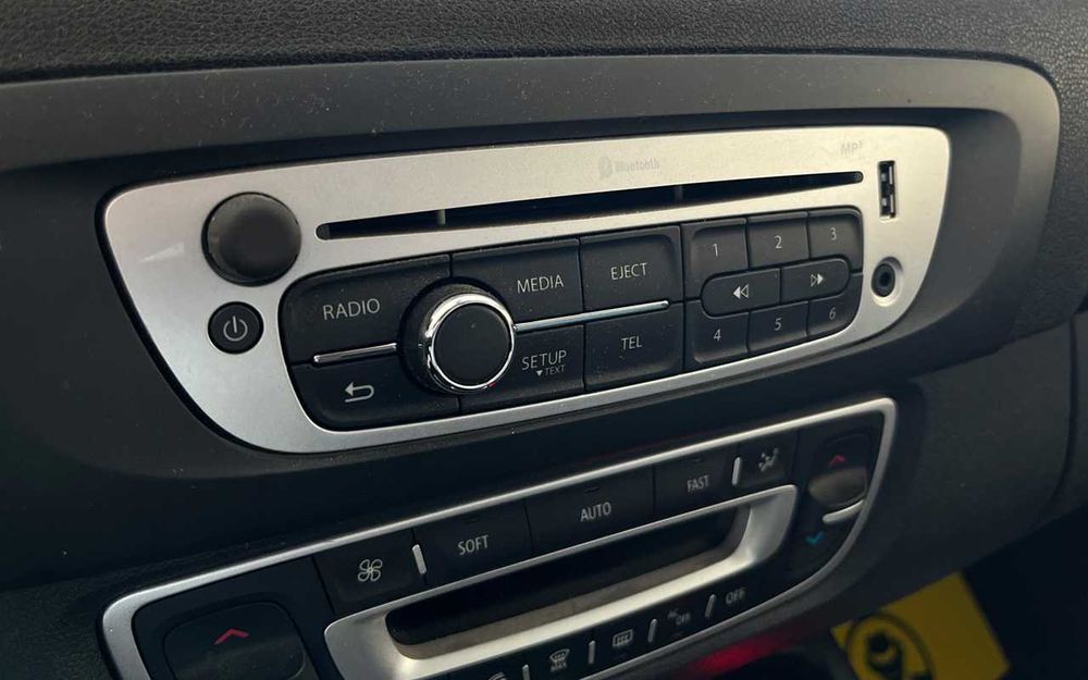 Renault Megane Scenic 2013