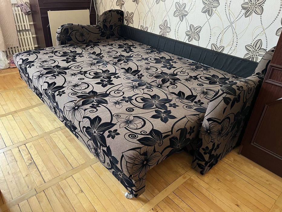 Диван єврокнижка