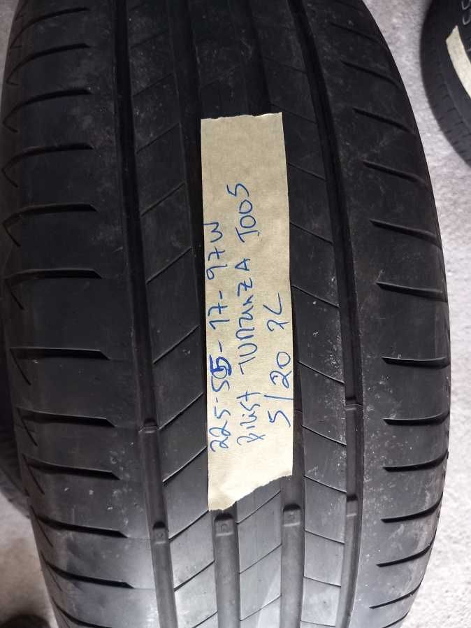 2 pneus 225/55R17 Bridgestone