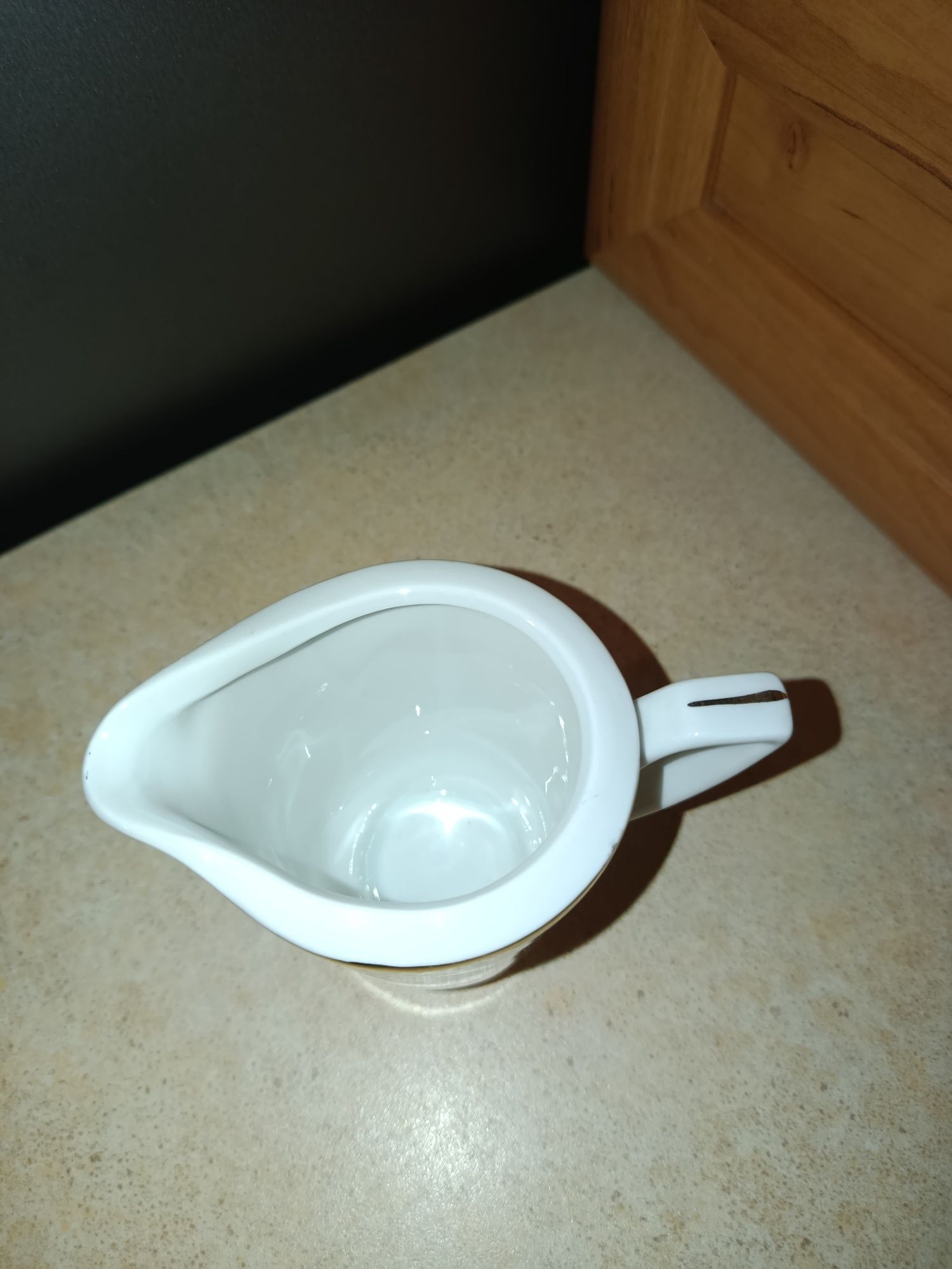 Śliczny stary mlecznik porcelana Karolina