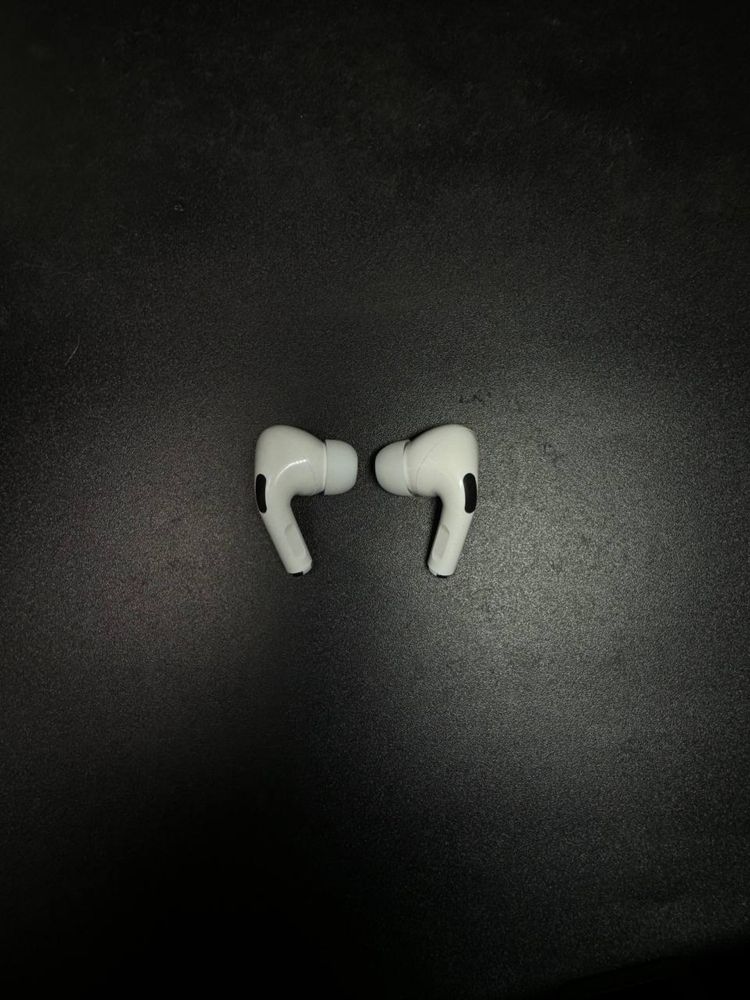 AirPods Pro 2 без шумоподавлення