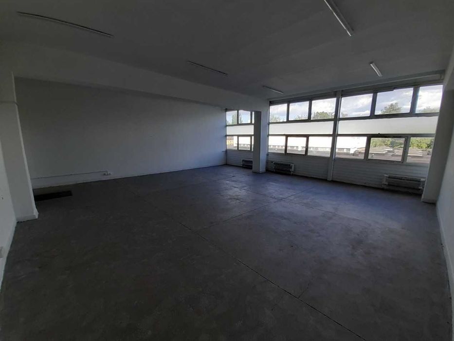 48m2 Lokal użytkowo-mag. Traktorowa 128 Łódź