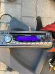 Radio uniwersalne VDO Dayton CD1217.