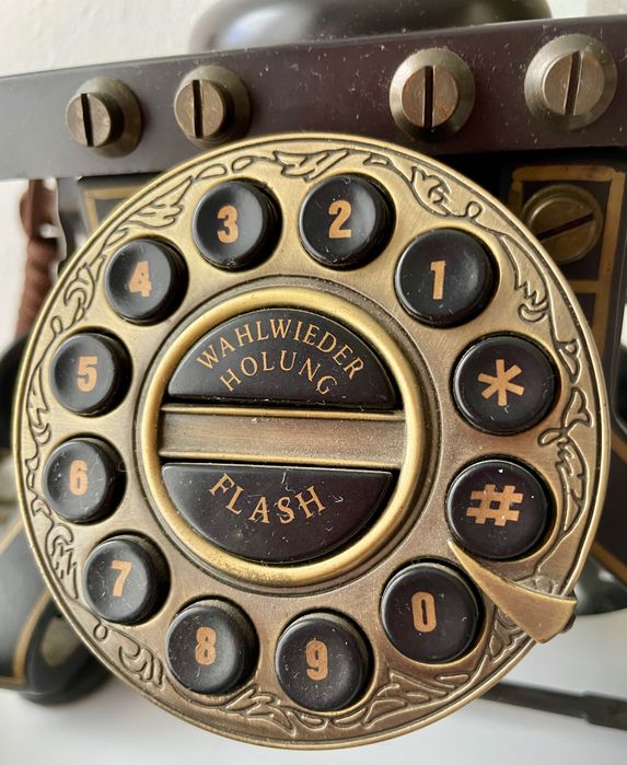 Ретро телефон. Германия.