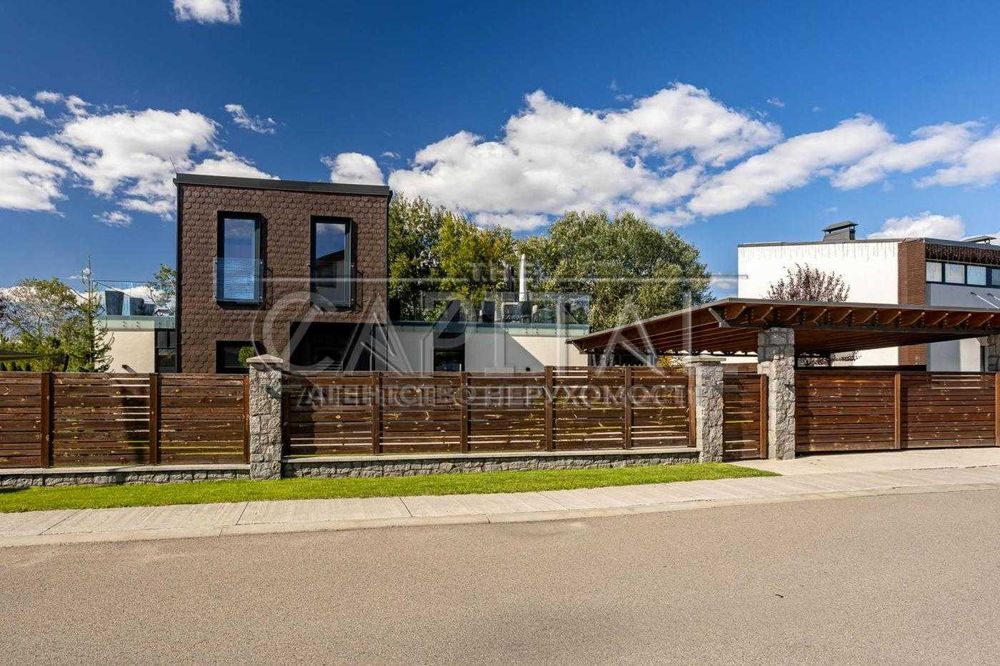 Оренда сучасного будинку у КМ Коник Київ Голосіївський