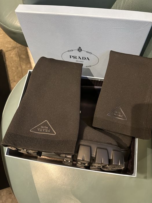 Чоботи Prada 37розмір