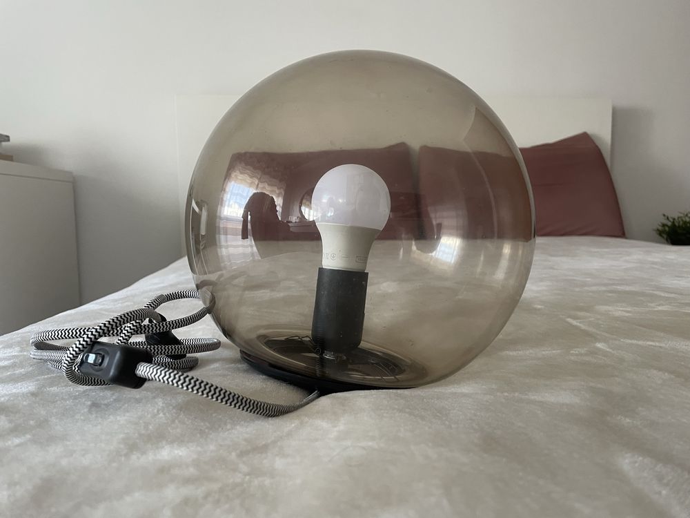 Candeeiro de mesa, preto