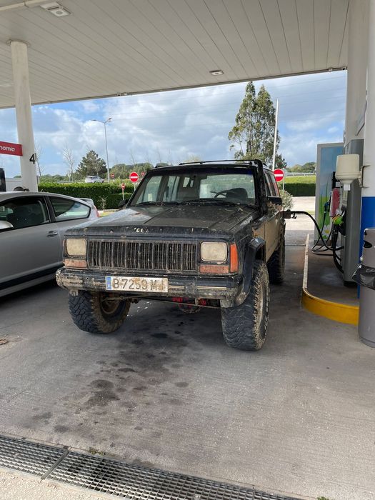 Jeep Cherokee XJ 4.0 190CV