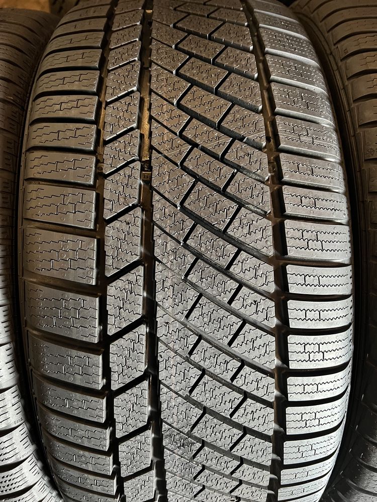 285/35/20+255/40/20 R20 Continental ContiWinterContact TS830P 4шт зима