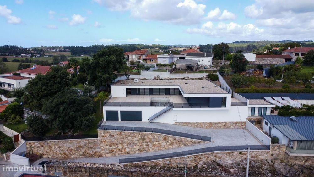 Moradia T4 Venda em Gondifelos, Cavalões e Outiz,Vila Nova de Famalicã