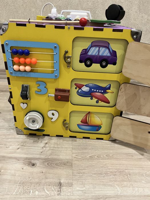 Бізікуб дитячий 30*30*30 розвиваючий бізіборд для дітей куб іграшка