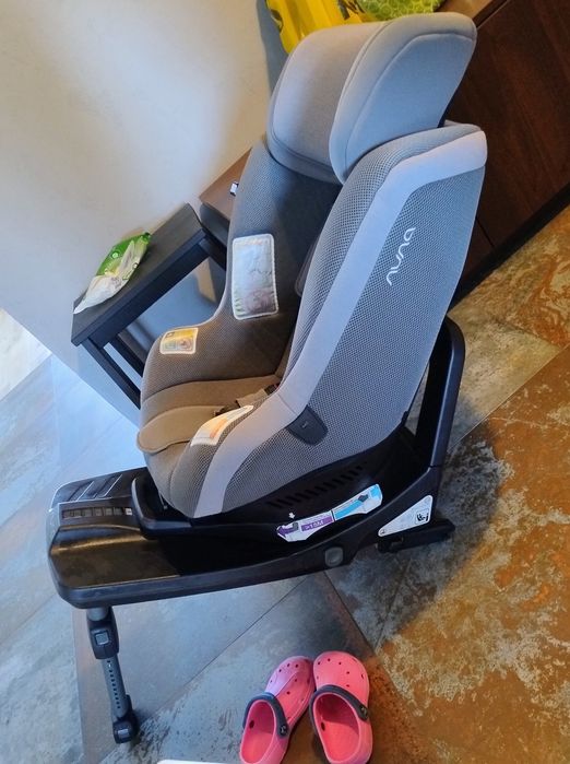 Fotelik dziecięcy Nuna rebl plus