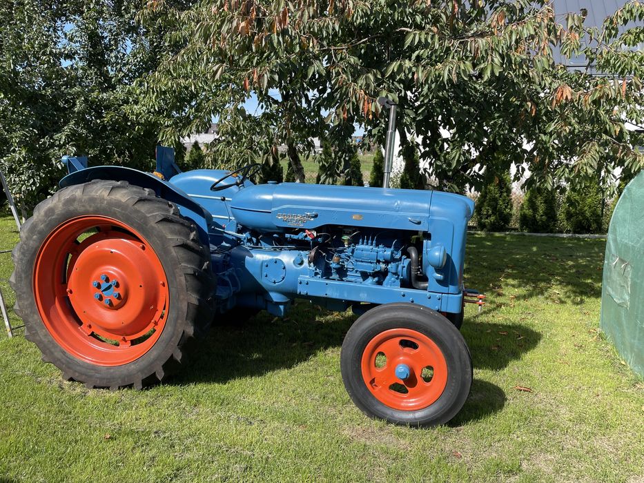 Zarejestrowane ciągniki Fordson Major 1953 i Power Major 1960