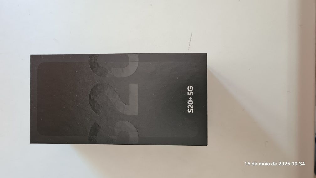 Smartphone SAMSUNG Galaxy S20+ 5G (6.7'' - 12 GB - 128 GB - Preto)