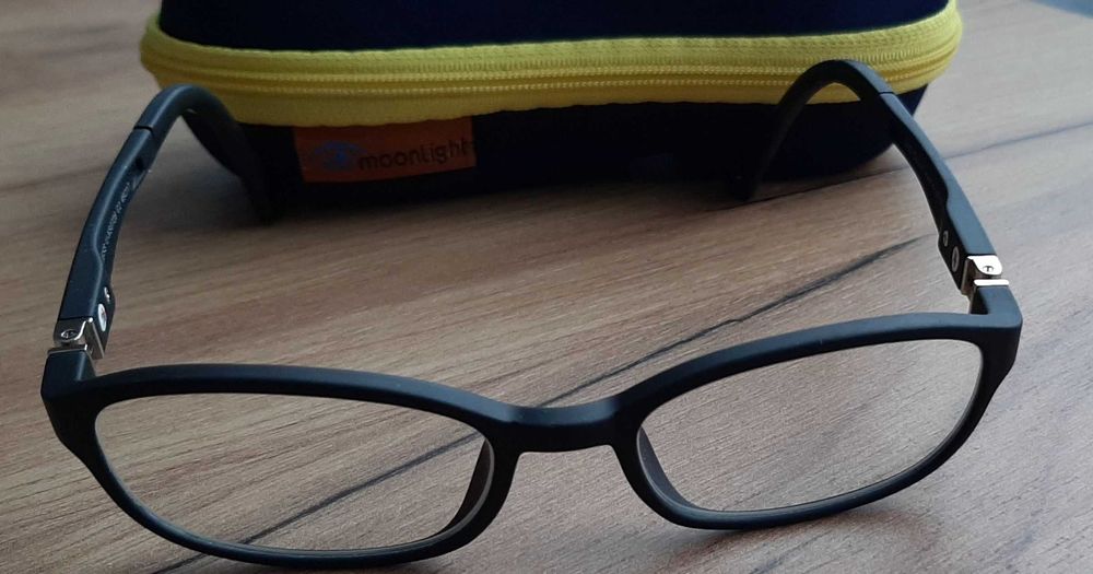 Okulary dziecięce stan idealny