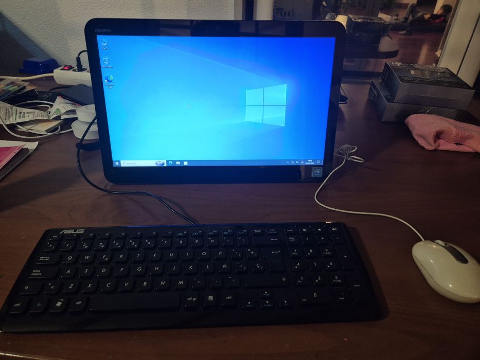 Computador AsusPro All In One A4110