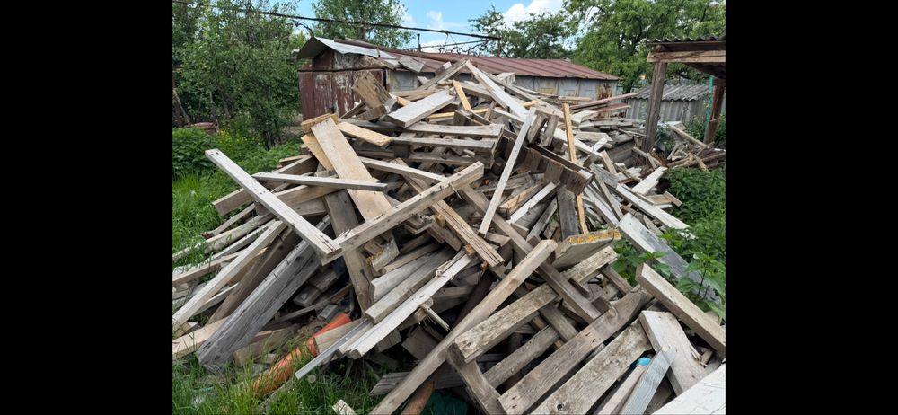 Дрова-відходи будівельні