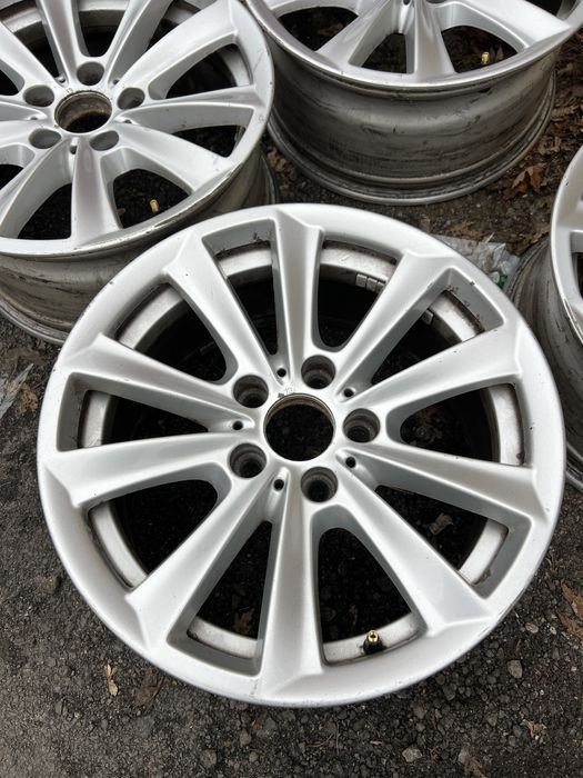 Диски 17 bmw оригинал не крашеные.