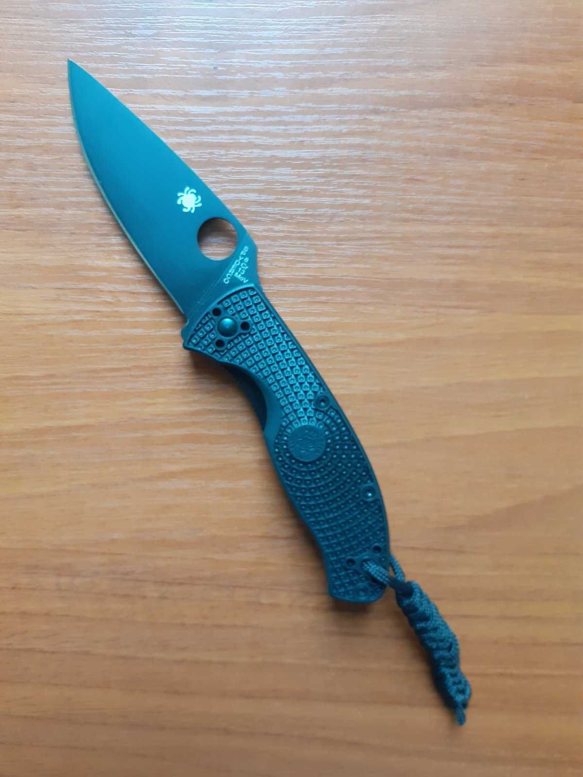 ніж Spyderco Tenacious з темляком