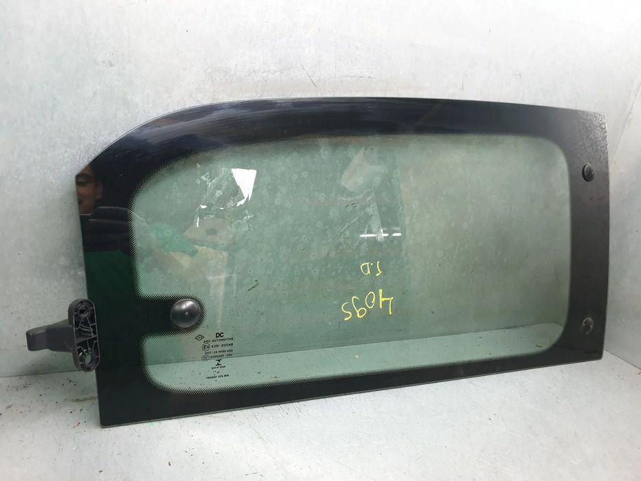 Vidro porta trás direito RENAULT Twingo III (BCM_)