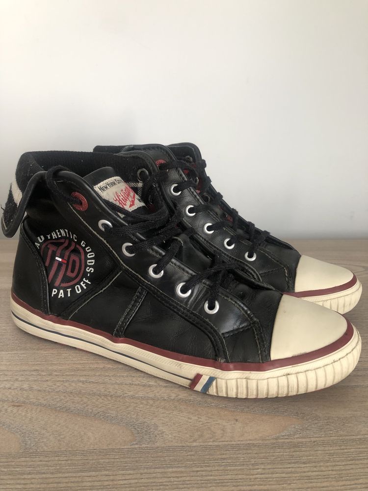 Czarne trampki tommy hilfiger