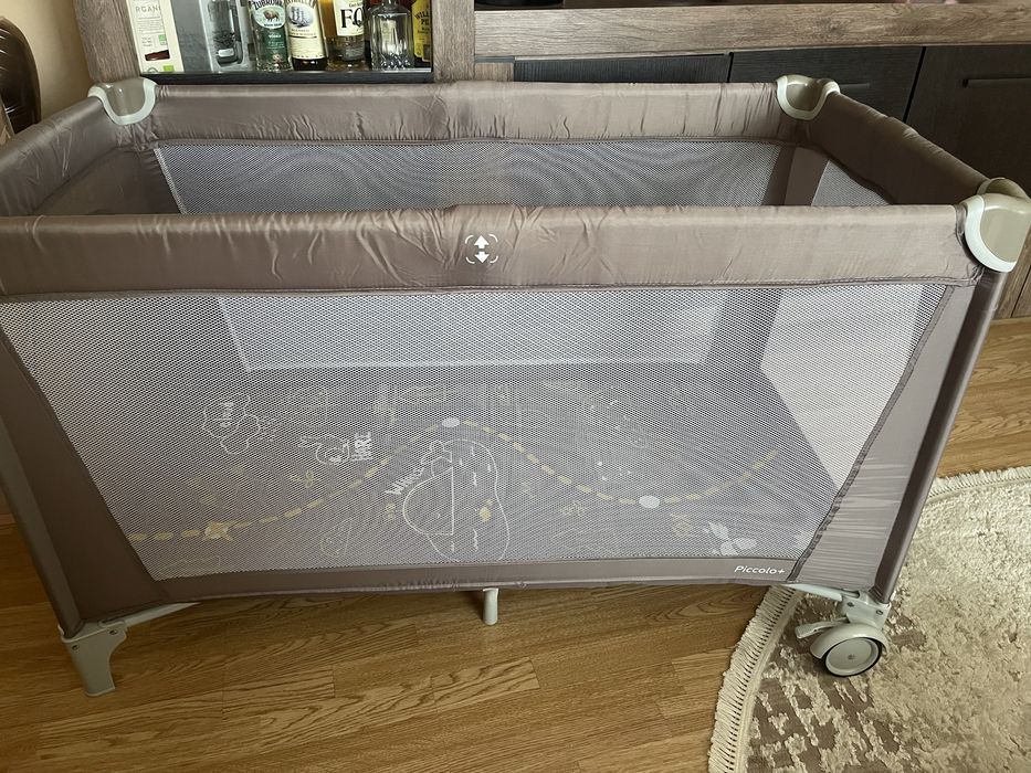 Манеж CARRELLO Piccolo+