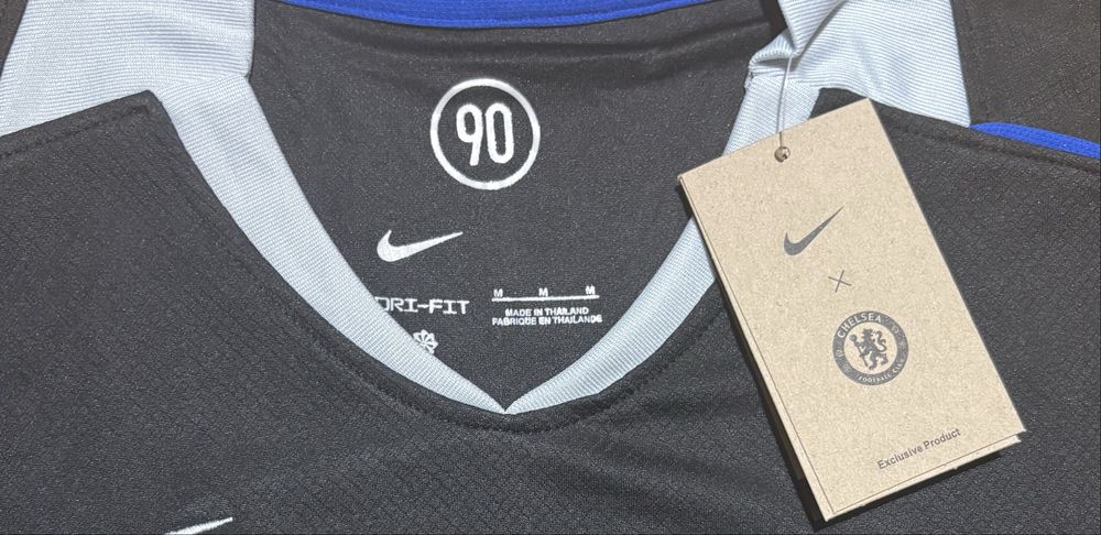 Nike - Camisola Chelsea Terceiro Equipamento 25/26 - Tamanho M