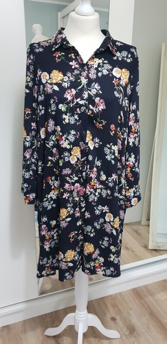 Bluzko tunika Nowa XL-42 czarna w kwiaty 100%Viskosa