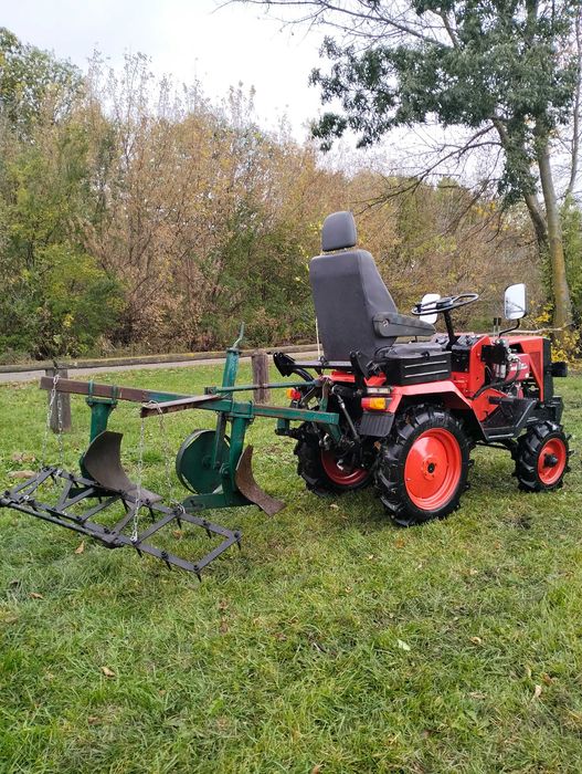 Мінітрактор трактор ХТЗ Т012