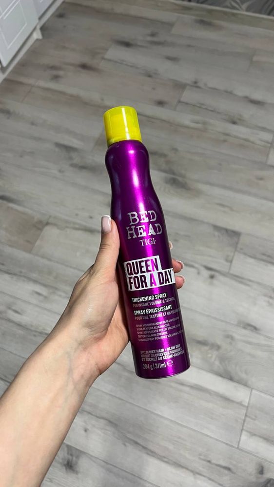 Спрей для об єму волосся TIGI Bed Head Queen For A Day 311ml