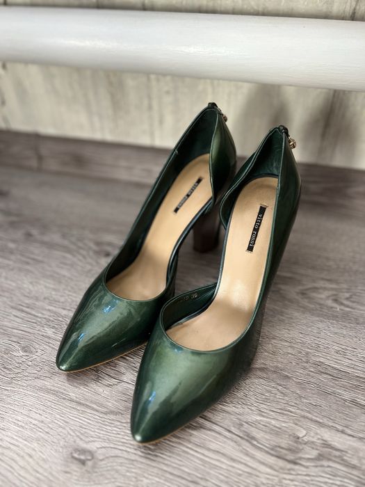 Туфлі на підборах Vitto Rossi