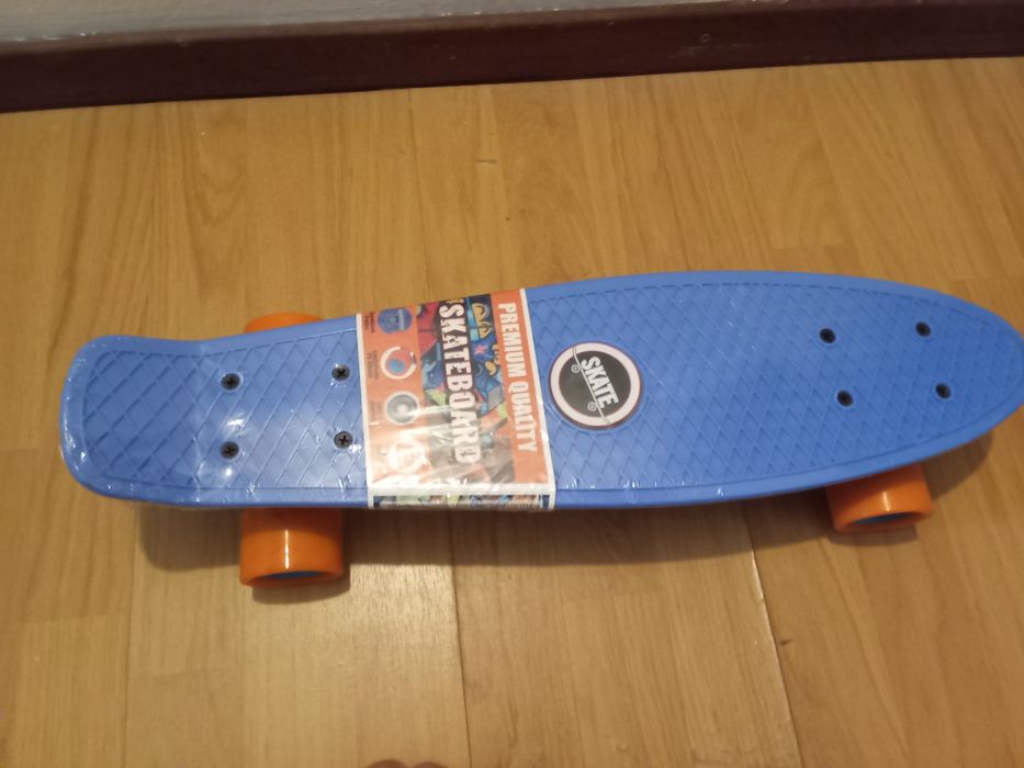 Vendo Skaite Novo embalado de criança