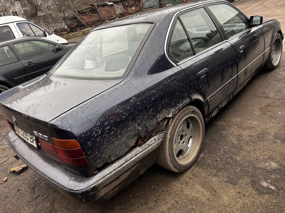 Продам бмв е34.