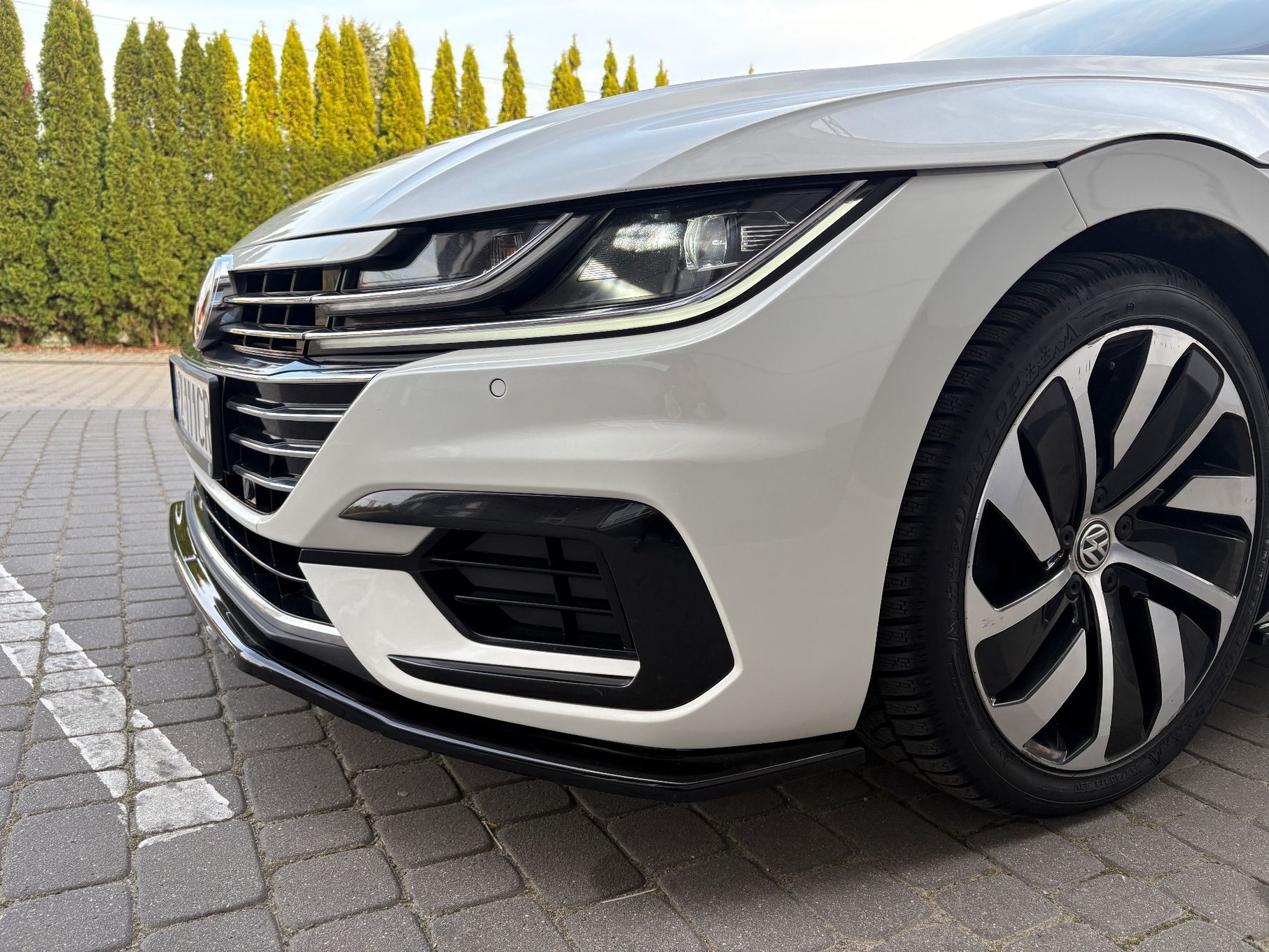 Volkswagen Arteon R-Line Maxton Design Biała Perla