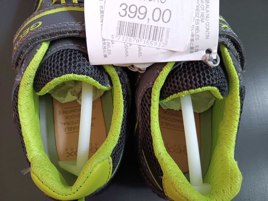 Adidasy na rzepy Geox