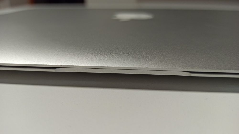 MacBook Air (13-calowy, początek 2015 r.)