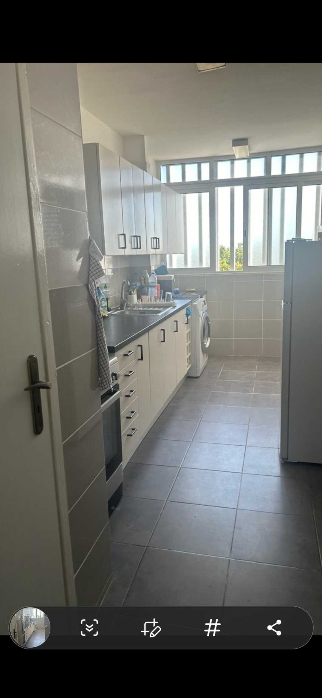 Quarto disponivel 350€