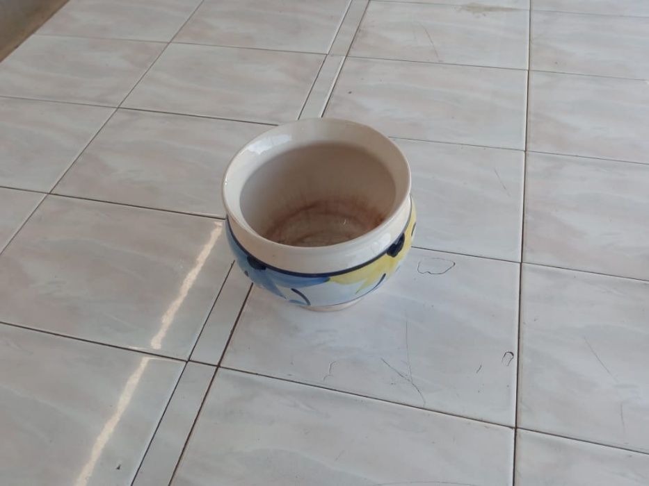 Vaso em loiça para planta